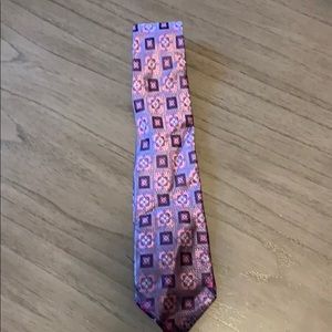Silk tie